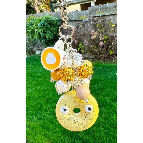 Heidi Kenney x Kid Robot Everything Bagel Brunch Keychain Purse Bag Charm - Picture 2 of 9